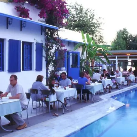 Peda Blue Beach Αλικαρνασσός